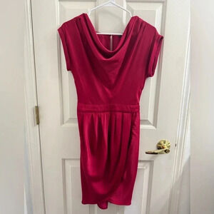 BCBG MaxAzria burgundy short sleeved sheath dress